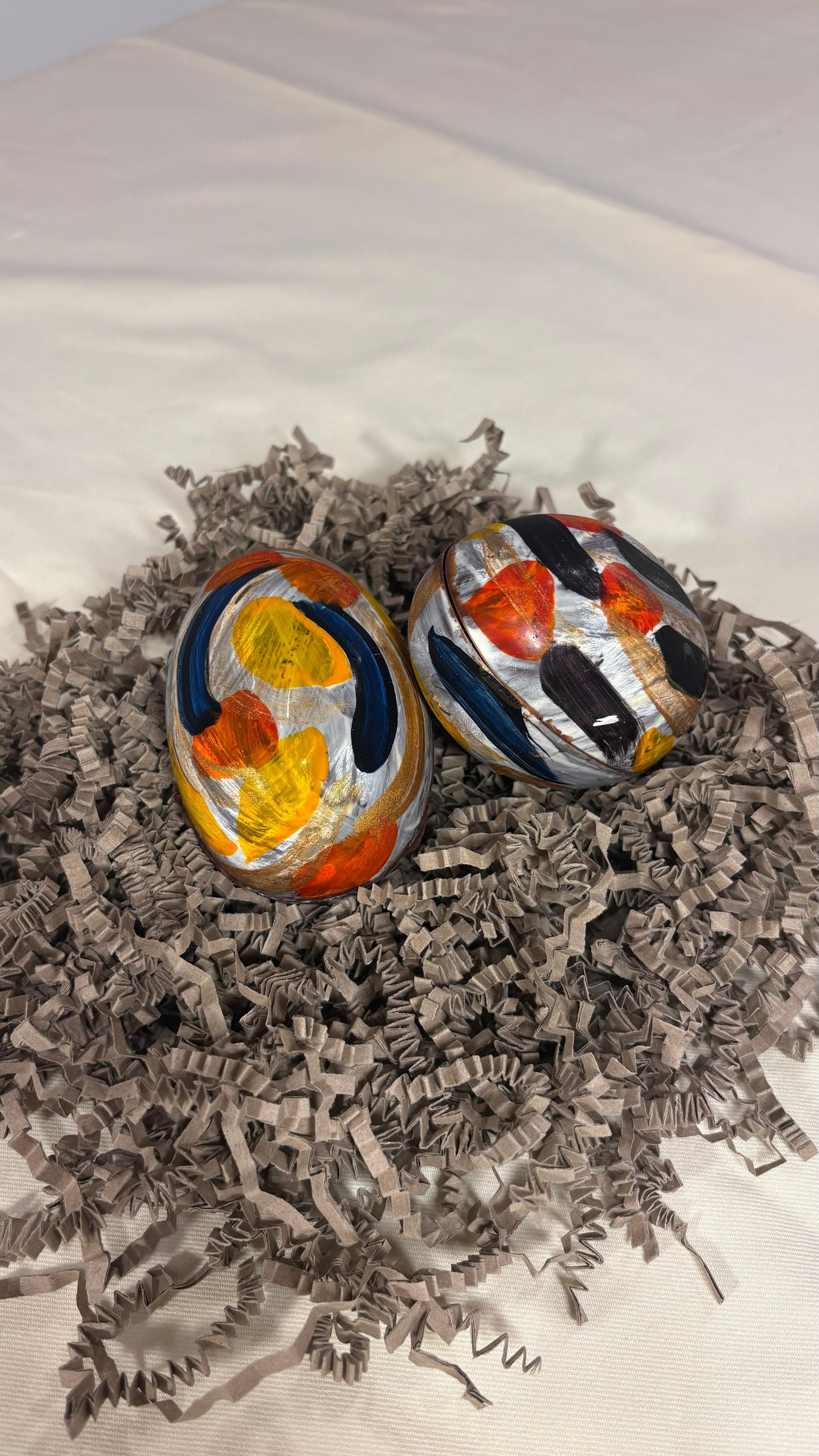 Huevos de Pascua (2uds) - 180 gramos - Decoración al pincel